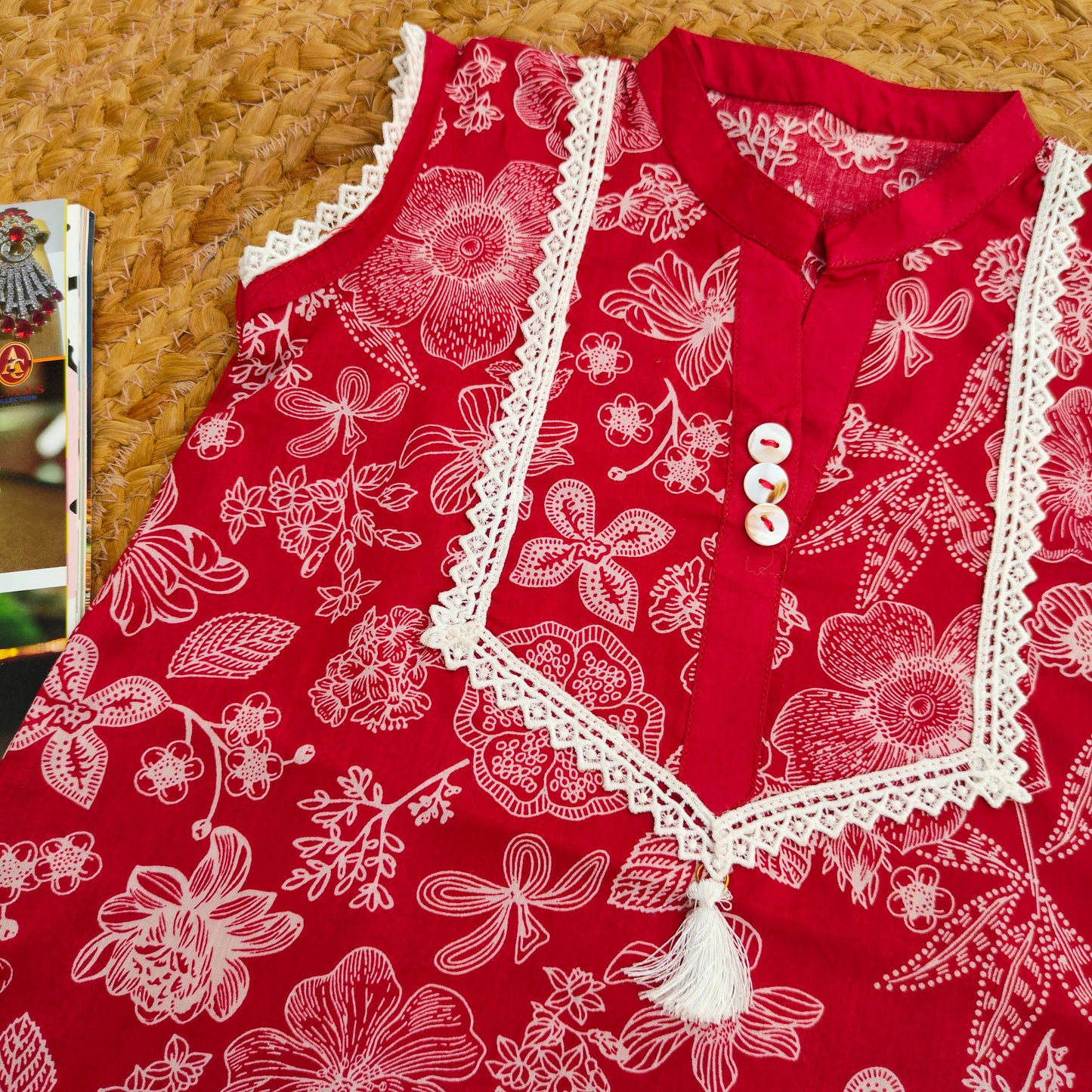 Red and white 2 PC Lawn suit (BFT-0013)