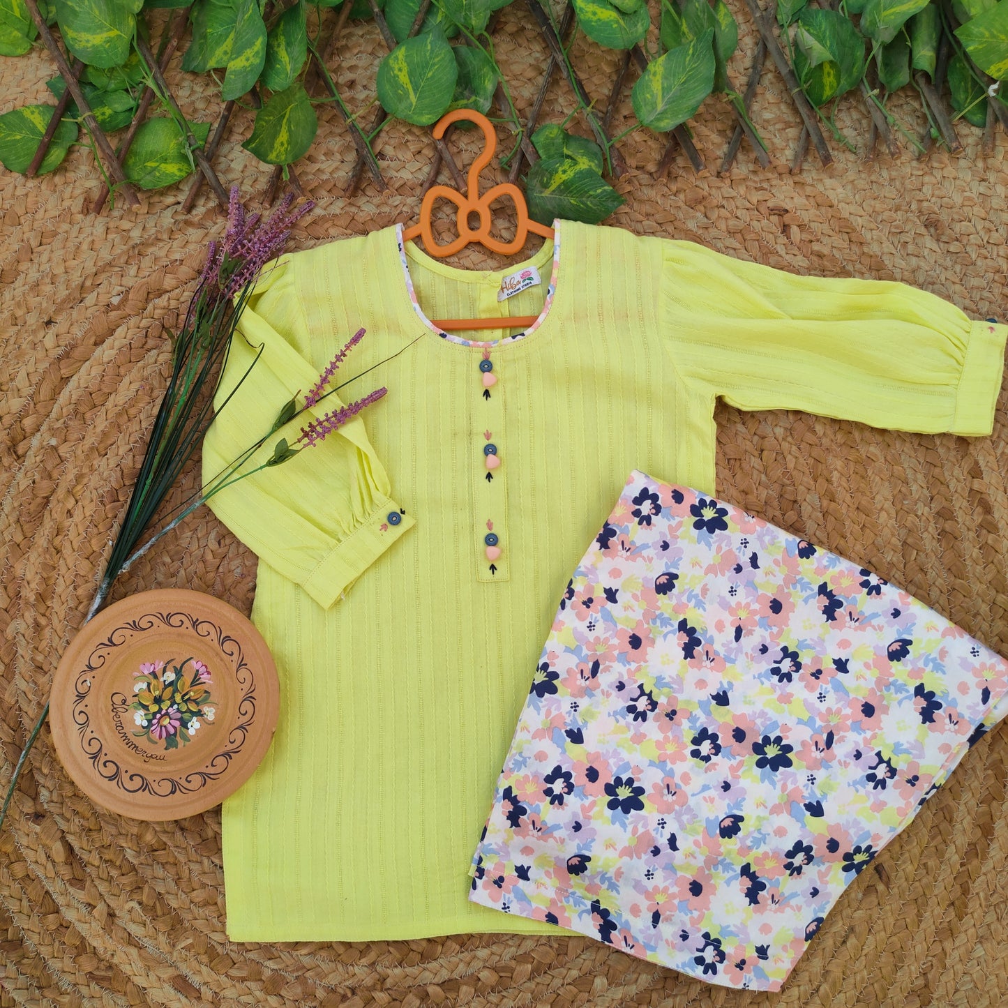 Limes and peaches 2 pcs lawn suit-(TWB-002)