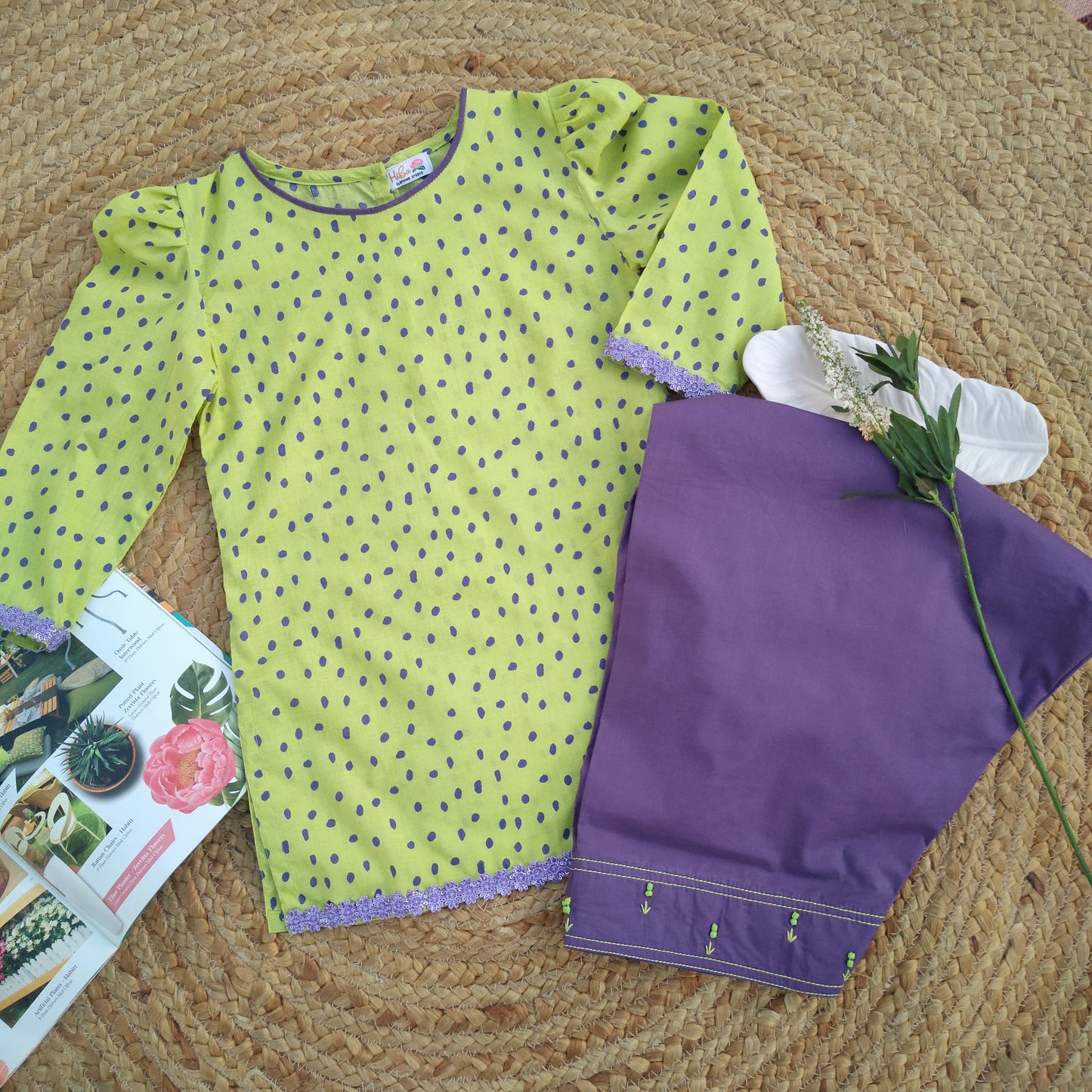 Purple & Green 2 PC Lawn suit (GEC-0013)