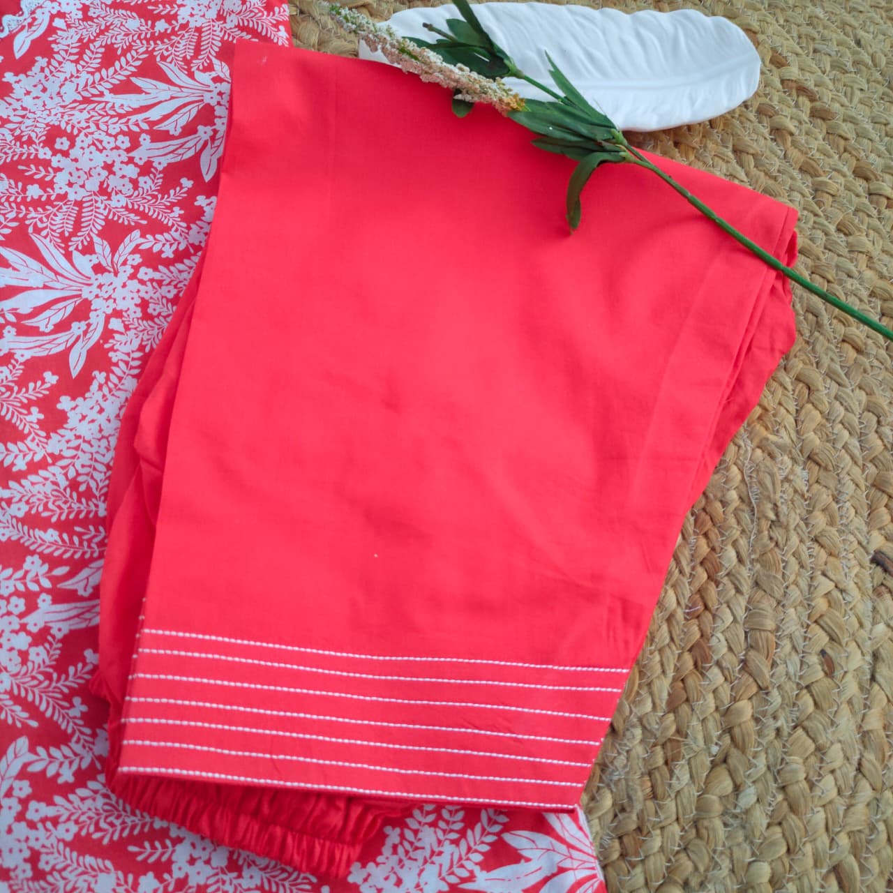 Red & White Adults 2 PC Lawn suit (MDT-0013)
