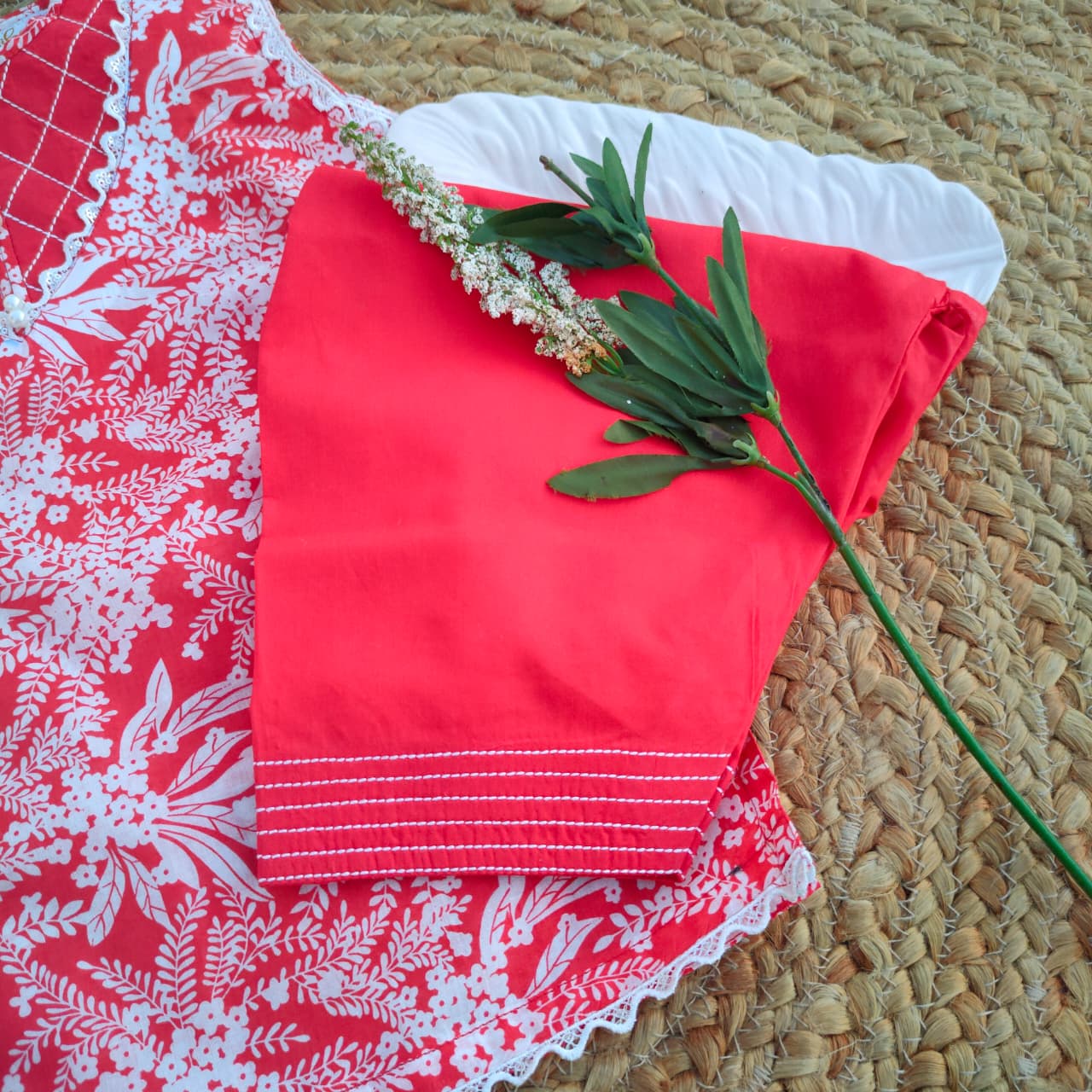 Red & White 2 PC Lawn suit (GEC-0014)