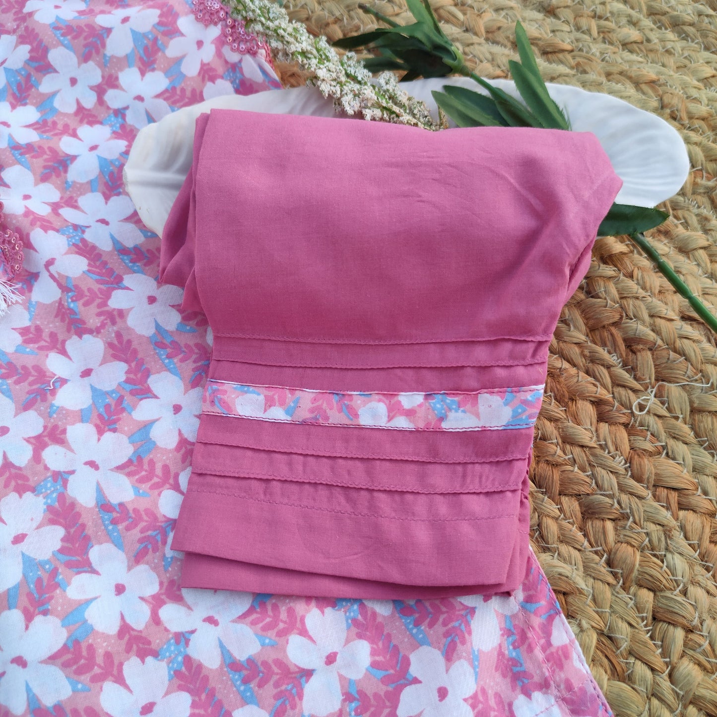 Pink & Ferozi 2 PC Lawn suit (GEC-0012)