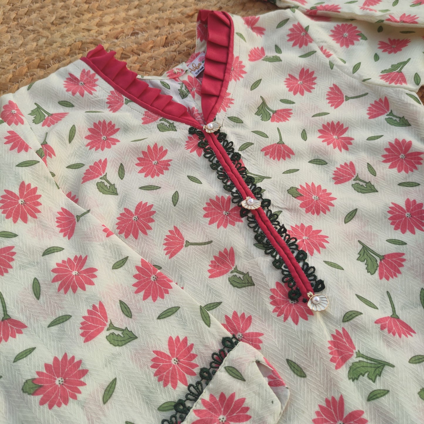 White & Punch Adults 2 PC Lawn suit (MDT-0014)